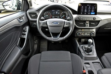 Ford Focus IV Hatchback 1.5 EcoBoost 150KM 2019 Ford Focus Bezwypadkowy / Salon Polska / Serwis, zdjęcie 13
