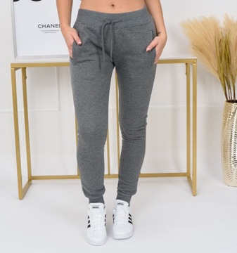 Глава СК01 ЖЕНСКИЕ СПОРТИВНЫЕ БРЮКИ XL