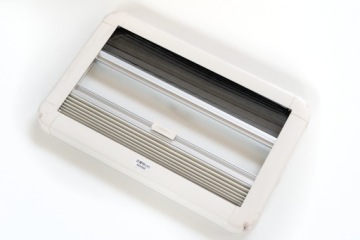 БОКОВОЕ ОКНО ДЛЯ КЕМПИНГОВОГО ПРИЦЕПА 300Х500