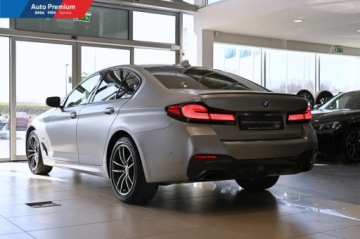 BMW Seria 5 G30-G31 Limuzyna 520d 190KM 2020 BMW Seria 5 520d xDriveFV23Adaptacyjny Reflektor LEDFotel Sportowy 2.0, zdjęcie 20
