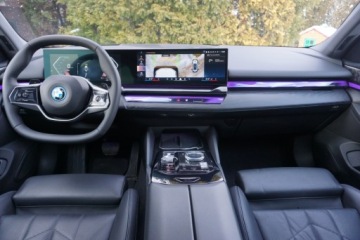 BMW Seria 5 G90-91 2023 BMW Seria 5 1rej. 2024 sDrive PHEV 2.0 Hybryda 190KM, zdjęcie 11