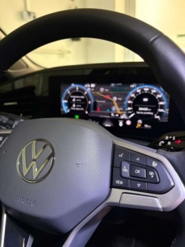 Volkswagen Passat B8 Variant Facelifting 2.0 TDI SCR 150KM 2024 Volkswagen Passat Variant 2.0 TDI 150 KM DSG LED Lane Assist Tempomat, zdjęcie 14