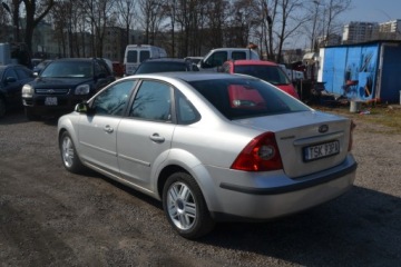 Ford Focus II Sedan 1.6 Duratorq TDCi DPF 109KM 2005 Ford Focus BEMOWO 1.6 Diesel, 2005 rok produkcji KOMIS TYSIAK, zdjęcie 3