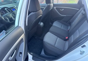 Hyundai i30 II Wagon 1.4 CVVT 100KM 2015 Hyundai i30 1,4 100KM LIFT TEMPOMAT KLIMA Chrom Bezwypadkowy SERWIS Super, zdjęcie 22