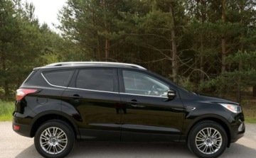 Ford Kuga II 2017 Ford Kuga Ford Kuga 1.5 TDCi 2x4 Trend 1.5 Diesel 120KM, zdjęcie 4