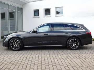 Mercedes Klasa E W214 Kombi 2.0 220d 197KM 2025 E Klasa 220 d Avantgarde Estate 2.0 (197KM) 2025, zdjęcie 1