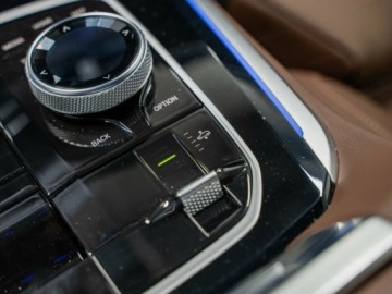 BMW X5 G05 SUV Facelifting 3.0 30d 298KM 2025 BMW X5 xDrive30d Sport Suv 3.0 (298KM) 2025, zdjęcie 11