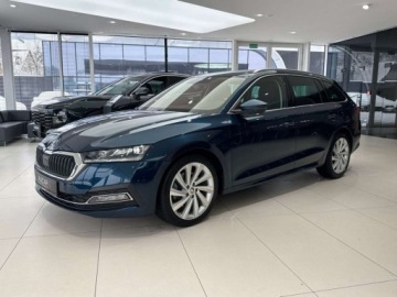 Skoda Octavia III Kombi Facelifting 2.0 TDI 150KM 2020 Skoda Octavia Style HUD Kamera cofania ACC LED Podgrzewane fotele