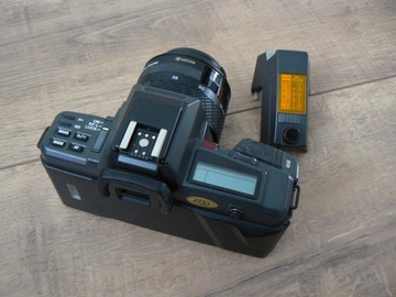 Yashica Kyocera 230 AF с объективом в сборе