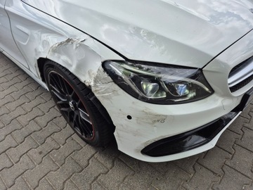 Mercedes Klasa C W205 Limuzyna AMG AMG 63 S 510KM 2015 MERCEDES-BENZ KLASA C AMG s C 63 S 510 KM W205, zdjęcie 19