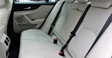 Jaguar XE 2022 Jaguar XE XE MY22 2.0D I4 204 PS RWD Auto SE 2.0 Diesel 204KM, zdjęcie 3