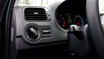 Volkswagen Polo V Hatchback 5d 1.2 60KM 2009 VW Polo .. .. Stan BDB .. Bezwypadkowy .. Doświetlanie zakrętów .., zdjęcie 2