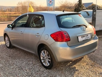 Toyota Auris I Hatchback 3d Facelifting 1.33 Dual VVT-i 101KM 2009 Toyota Auris Pelen serwis Zadbany Benzyna 1.3 Benzyna 101KM, zdjęcie 3