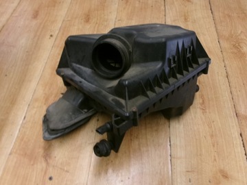 OPEL ASTRA IV J POUZDRO FILTRU VZDUCHU 1.7 CDTI