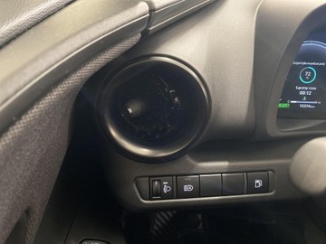 Toyota C-HR II SUV 1.8 Hybrid 140KM 2023 Toyota C-HR 1.8 Hybrid Style, zdjęcie 18