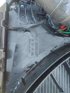 MERCEDES C180 W204 OE0130307015 KOMPLET CHLADIČ VENTILÁTOR