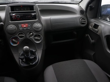 Fiat Panda II Hatchback 5d 1.1 MPI 54KM 2007 Fiat Panda 1.1, Salon Polska, zdjęcie 7