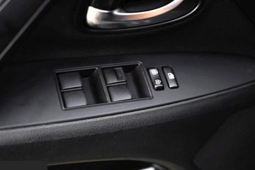 Toyota Avensis III Wagon Facelifting 2015 2.0 D-4D 143KM 2016 Toyota Avensis 2.0 D-4D Selection 143KM 2016r Salon Polska, zdjęcie 15