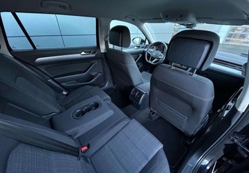 Volkswagen Passat B8 Variant Facelifting 1.5 TSI EVO 150KM 2022 Volkswagen Passat Variant Business, FV 23, ACC, Asystenci, Czujniki parkow, zdjęcie 7
