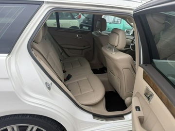 Mercedes Klasa E W212 Kombi 220 CDI BlueEFFICIENCY 170KM 2010 Mercedes E 220 2.2 Diesel 170KM Automat, zdjęcie 6