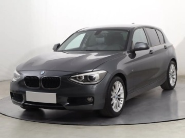 BMW Seria 1 F20-F21 Hatchback 5d 118i 170KM 2011 BMW 1 118i, Skóra, Xenon, Bi-Xenon, Klima, zdjęcie 1