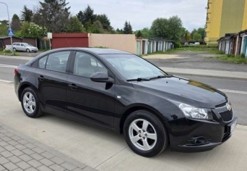 Chevrolet Cruze Sedan 1.6 i 113KM 2009 Chevrolet Cruze Chevrolet Cruze 1,6 113 KM LS 1.6 Benzyna 113KM, zdjęcie 6