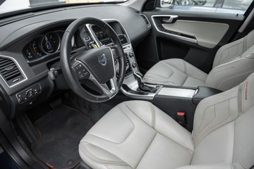 Volvo XC60 II Crossover D4 190KM 2017 Volvo XC60 Ocean Race 2.0 D4 190PS AWD Full Opcja! rej. PL Piękny Zadbany!, zdjęcie 4