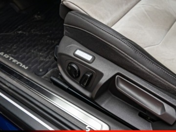 Volkswagen Arteon Fastback 2.0 TDI 150KM 2018 VOLKSWAGEN Arteon 2.0 TDI Elegance DSG Sedan 150KM 2018, zdjęcie 6