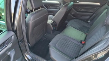 Volkswagen Passat B8 Variant Facelifting 2.0 TDI SCR 200KM 2022 Volkswagen Passat Variant 2.0TDI 200KM ACC 4x4 Iwl, zdjęcie 10