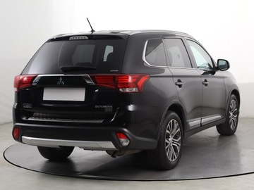 Mitsubishi Outlander III SUV Facelifting 2015 2.0 MIVEC 150KM 2016 Mitsubishi Outlander 2.0, Salon Polska, zdjęcie 4