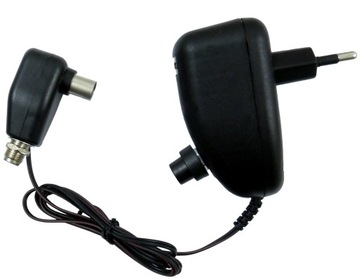 ZESTAW 3 TV ZASILACZ WZMACNIACZ SPLITTER KABEL 20 m WTYKI