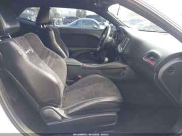 Dodge Challenger III 2018 Dodge Challenger SRT Hellcat 2018 6.2l 6.2 Benzyna 707KM, zdjęcie 9