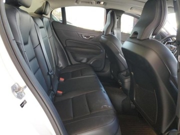 Volvo 2020 Volvo S60 t5 Momentum, 2020r., 2.0L, zdjęcie 8