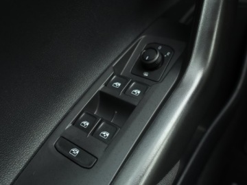 Volkswagen Polo VI Hatchback 5d Facelifting 1.0 TSI 95KM 2022 VW Polo 1.0 TSI, Salon Polska, 1. Właściciel, zdjęcie 15