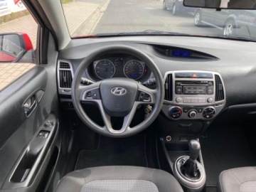 Hyundai i20 I Hatchback 5d Facelifting 1.1 CRDi 75KM 2013 Hyundai i20 KLIMATYZACJA CENTRALNY ZAMEK EL.SZYBY KOMPUTER SERWISOWANY GWA, zdjęcie 8