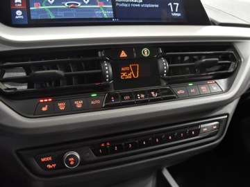 BMW Seria 1 F40 2022 BMW 118 LED/ CarPlay/ VirtualCockpit/Grzane Fotele, zdjęcie 15