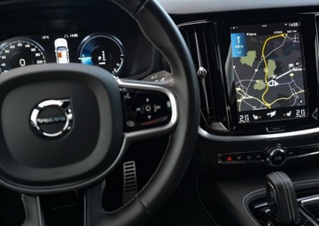 Volvo S60 III 2020 Volvo S60 T6 341 AWD R-Design ACC Pamięć Komforty Nappa Webasto Blis Kamera, zdjęcie 13