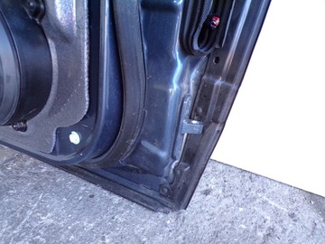 DVEŘE LEVÉ MERCEDES W209 CLK LAK 357