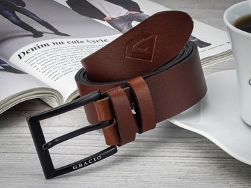 РЕМЕНЬ МУЖСКОЙ, КОРИЧНЕВЫЙ, ЧЕРНАЯ ПРЯЖКА, Gracio, ГРАВИРОВКА