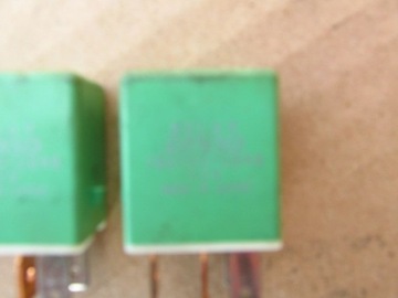 Grand Vitara II 1.9 ddis Przekaźnik 156700-2090