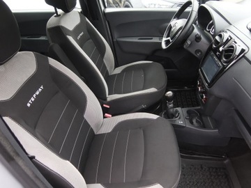 Dacia Lodgy Minivan Facelifting 1.5 dCi 109KM 2017 Dacia Lodgy 1.5 dCi, 7 miejsc, Navi, Klima, zdjęcie 8