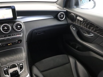 Mercedes GLC C253 SUV 2.1 220 d 170KM 2017 Mercedes GLC GLC 220 d 4MATIC, Salon Polska, zdjęcie 7