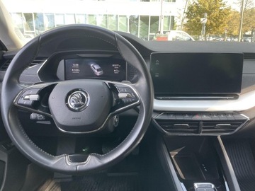 Skoda Octavia IV Liftback 1.5 TSI EVO 150KM 2023 Skoda Octavia 1.5TSI e-Tec 150KM Style DSG, LED To, zdjęcie 15
