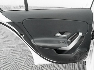 Mercedes Klasa A W177/V177 Hatchback Facelifting 1.3 200 163KM 2023 Mercedes A 200 WD1049T#200 Progressive 7G-DCT, zdjęcie 20