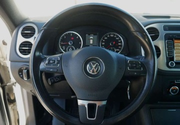 Volkswagen Tiguan I SUV Facelifting 2.0 TDI CR DPF BlueMotion 177KM 2013 Volkswagen Tiguan Volkswagen Tiguan 2.0 TDI DPF 4Motion BlueMotion Technol, zdjęcie 30
