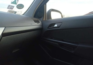 Opel Astra J Sports Tourer 1.7 CDTI ECOTEC 125KM 2011 Opel Astra Opel Astra 1.7 Diesel 125KM, zdjęcie 11