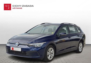 Volkswagen Golf VIII Variant 1.5 TSI 150KM 2021 Volkswagen Golf 1.5 Benzyna 130KM