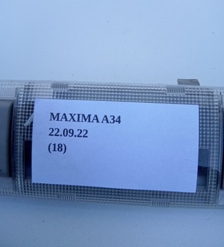 LAMPA OSVĚTLENÍ POLSTROVÁNÍ NISSAN MAXIMA A34 VI