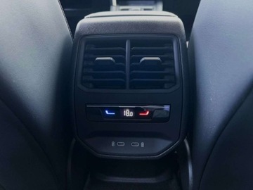 Cupra Formentor Crossover 1.5 TSI 150KM 2023 Cupra Formentor 1.5TSI 150KM Kubelkowe Fotele SerwisASO Acc Kessy Virtual, zdjęcie 17