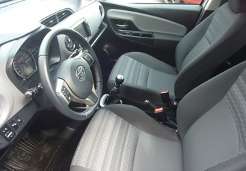 Toyota Yaris III Hatchback 5d Facelifting 1.33 Dual VVT-i 99KM 2017 Toyota Yaris Toyota Yaris III Salon PL - serwis 1.3 Benzyna 99KM, zdjęcie 10